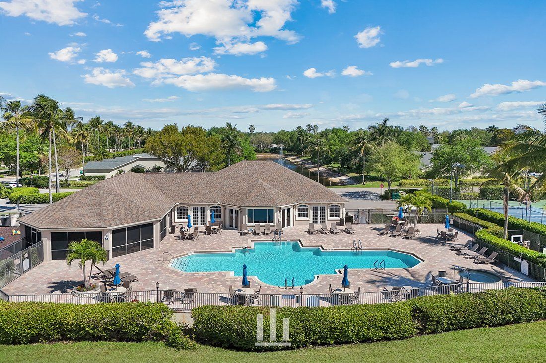 Ibis Cove Lake Residence